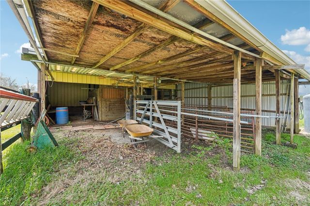 203 N Bickett Road, Xenia Twp, OH 45385