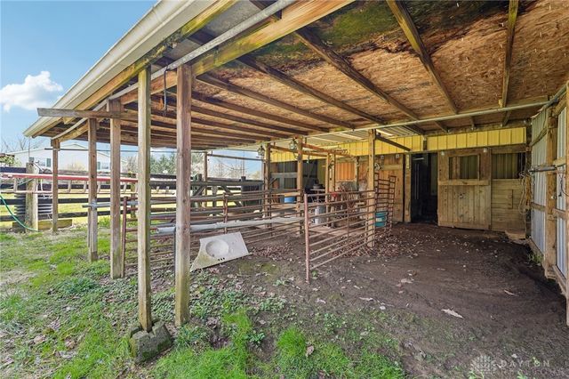 203 N Bickett Road, Xenia Twp, OH 45385