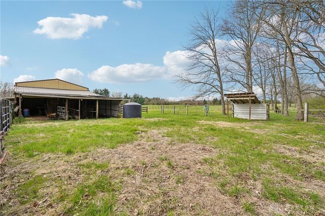 203 N Bickett Road, Xenia Twp, OH 45385