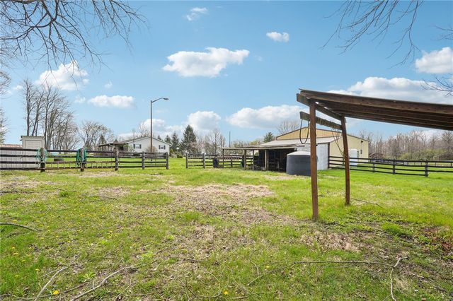 203 N Bickett Road, Xenia Twp, OH 45385