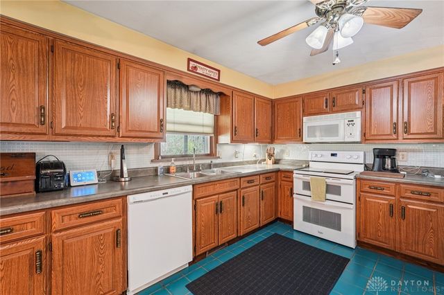 203 N Bickett Road, Xenia Twp, OH 45385