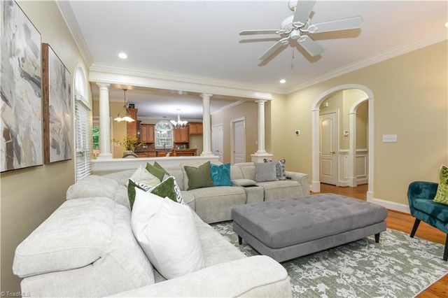 2170 Rossmore Road, Clemmons, NC 27012