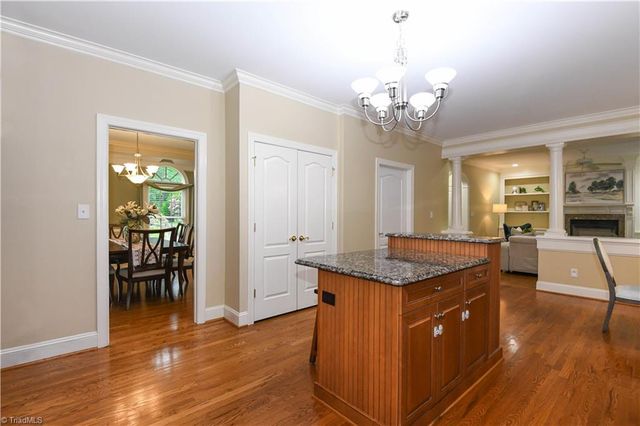 2170 Rossmore Road, Clemmons, NC 27012