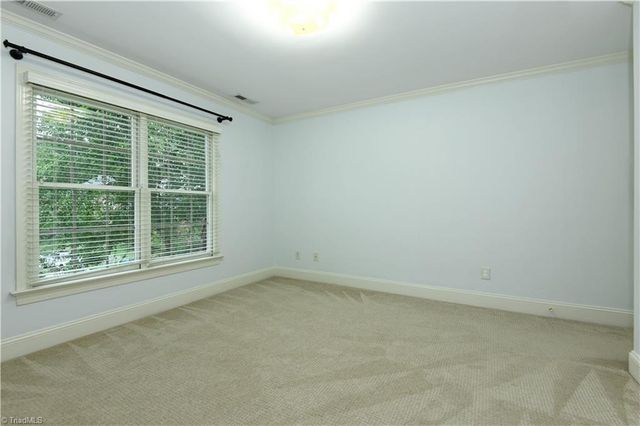 2170 Rossmore Road, Clemmons, NC 27012