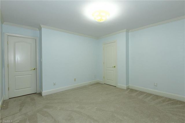 2170 Rossmore Road, Clemmons, NC 27012