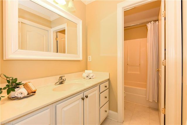 2170 Rossmore Road, Clemmons, NC 27012