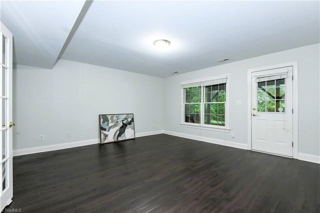 2170 Rossmore Road, Clemmons, NC 27012