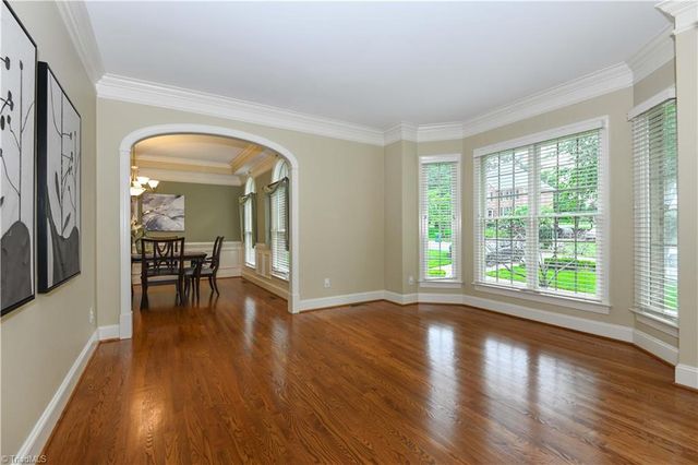 2170 Rossmore Road, Clemmons, NC 27012
