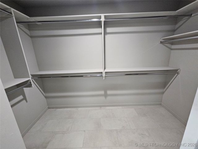 3416 Redbud Lane, Tulsa, OK 74131