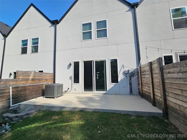 3416 Redbud Lane, Tulsa, OK 74131