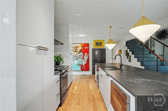 1404 Bacon Park Drive, Savannah, GA 31406