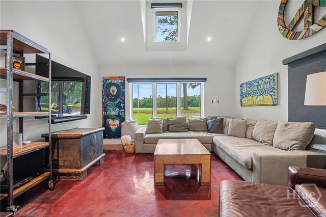 1404 Bacon Park Drive, Savannah, GA 31406