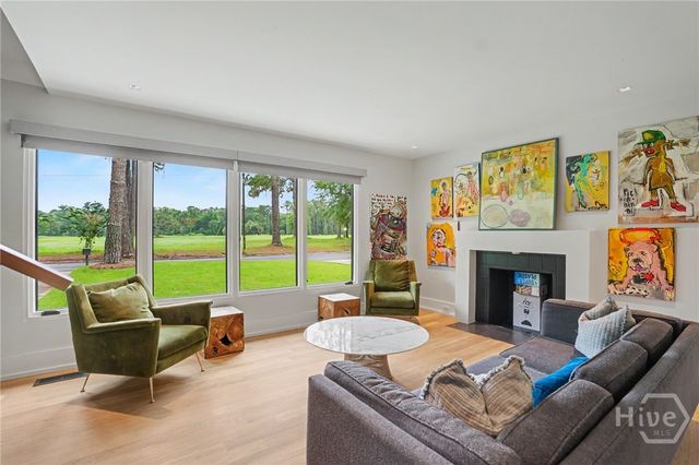 1404 Bacon Park Drive, Savannah, GA 31406