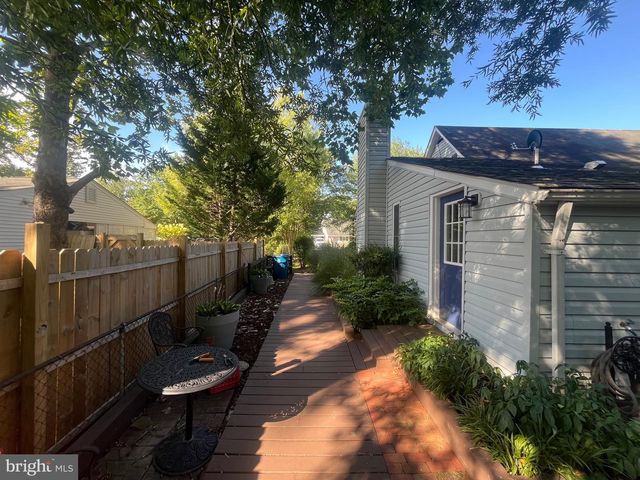 8139 KEELER ST, Alexandria, VA 22309