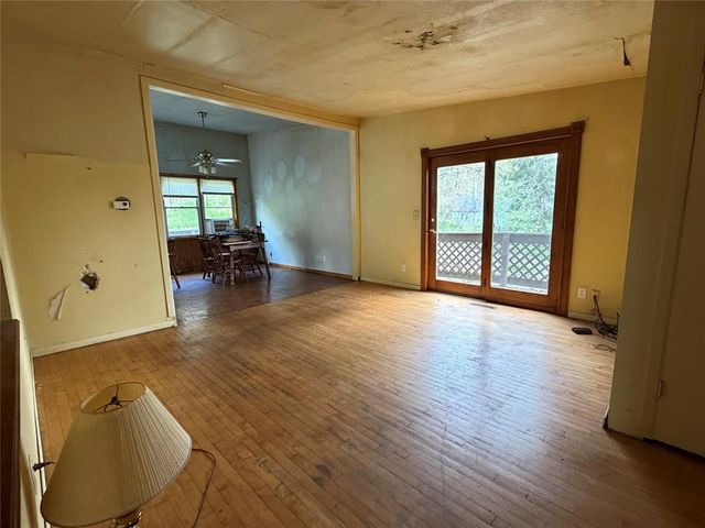 2049 Silver Mine Drive, Eau Claire, WI 54703