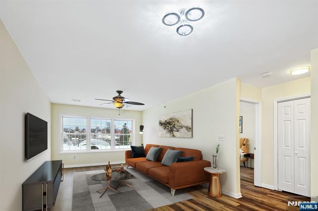 9 Madison Avenue 18, Paterson, NJ 07524