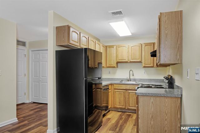 9 Madison Avenue 18, Paterson, NJ 07524