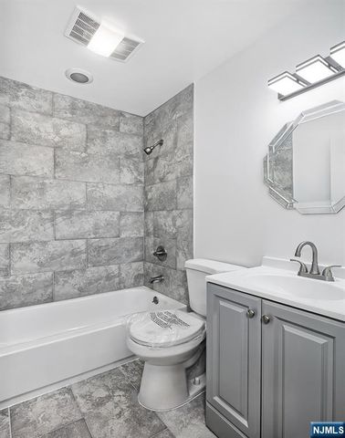 9 Madison Avenue 18, Paterson, NJ 07524