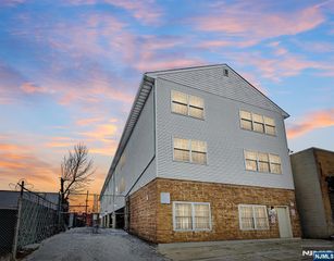 9 Madison Avenue 18, Paterson, NJ 07524