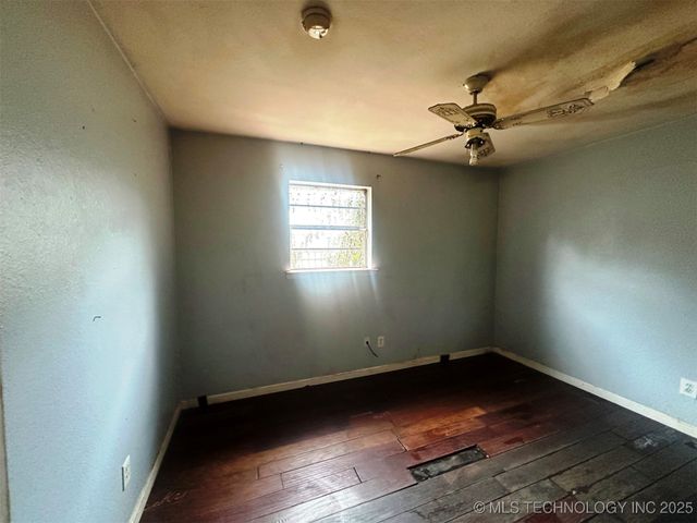 20526 E 4th Street, Tulsa, OK 74108