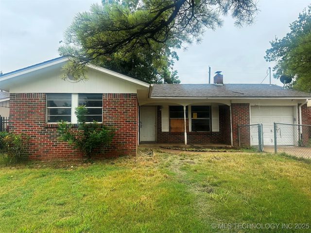 20526 E 4th Street, Tulsa, OK 74108