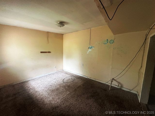 20526 E 4th Street, Tulsa, OK 74108