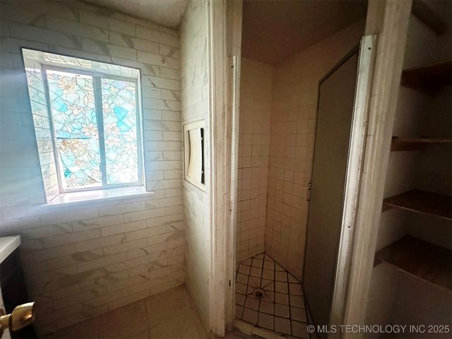 20526 E 4th Street, Tulsa, OK 74108