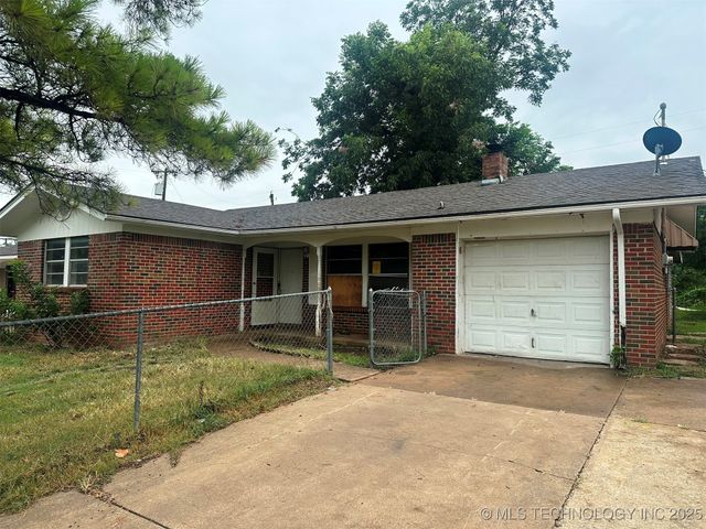 20526 E 4th Street, Tulsa, OK 74108