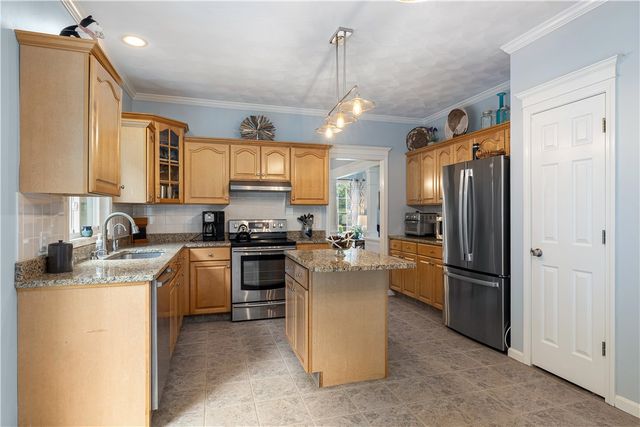 364 Orchard Woods Drive, North Kingstown, RI 02874