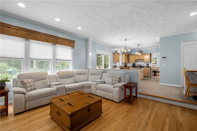 364 Orchard Woods Drive, North Kingstown, RI 02874