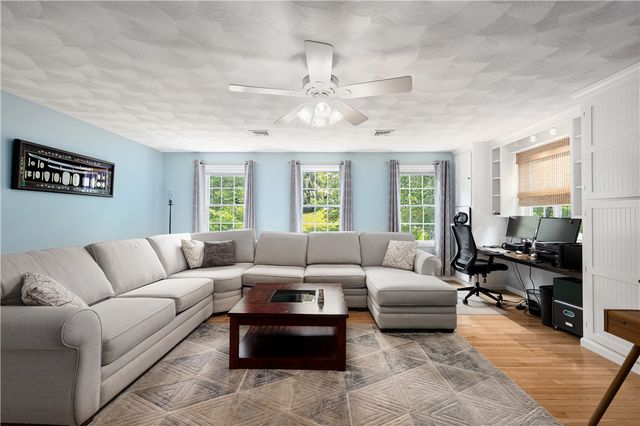 364 Orchard Woods Drive, North Kingstown, RI 02874