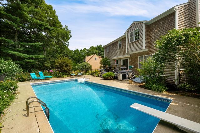 364 Orchard Woods Drive, North Kingstown, RI 02874