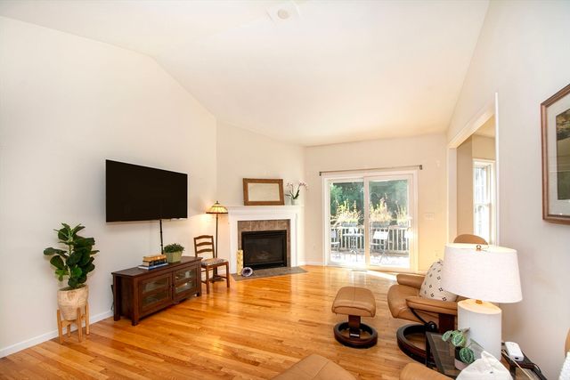 28 Picket Fence, Plymouth, MA 02360