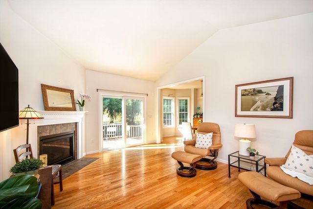 28 Picket Fence, Plymouth, MA 02360