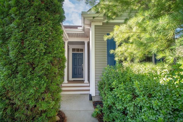 28 Picket Fence, Plymouth, MA 02360
