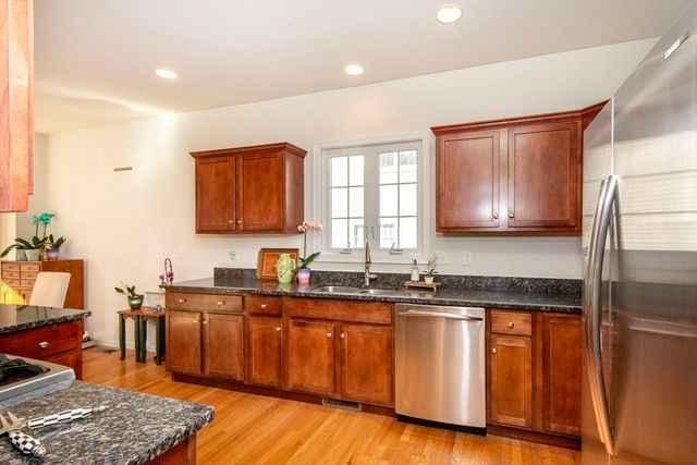 28 Picket Fence, Plymouth, MA 02360