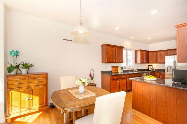 28 Picket Fence, Plymouth, MA 02360