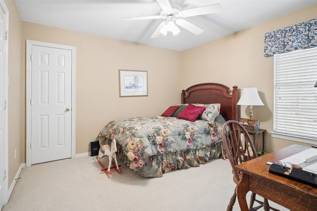 405 Royal Colonnade, Arlington, TX 76011