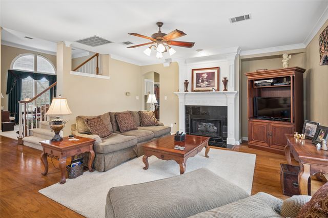 405 Royal Colonnade, Arlington, TX 76011