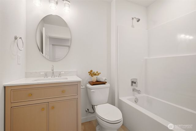 9711 Mckinley Avenue E, Tacoma, WA 98445