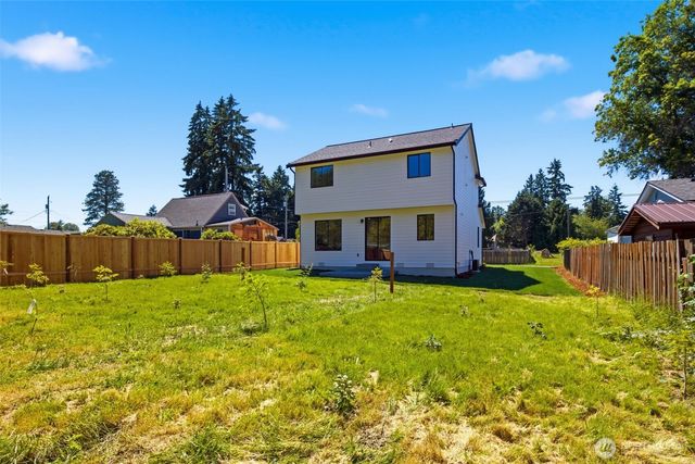 9711 Mckinley Avenue E, Tacoma, WA 98445