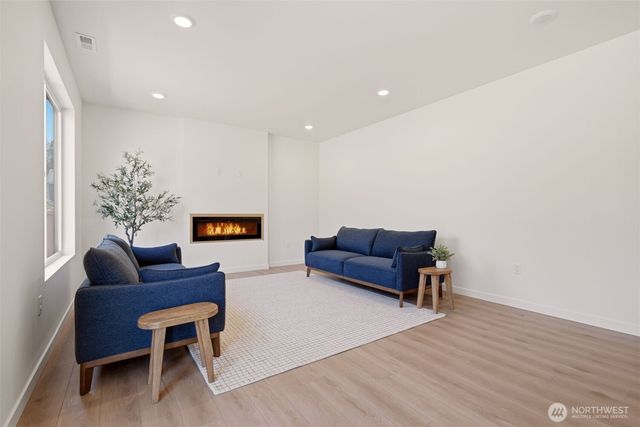 9711 Mckinley Avenue E, Tacoma, WA 98445