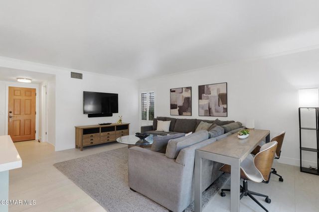 31935 Kingspark Court, Westlake Village, CA 91361