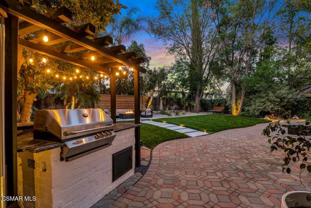 31935 Kingspark Court, Westlake Village, CA 91361