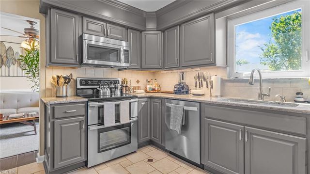 3429 Poppy CRES, Virginia Beach, VA 23453