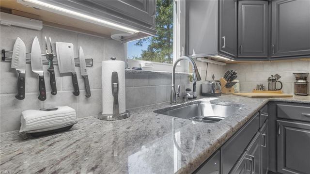 3429 Poppy CRES, Virginia Beach, VA 23453