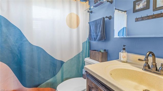 3429 Poppy CRES, Virginia Beach, VA 23453