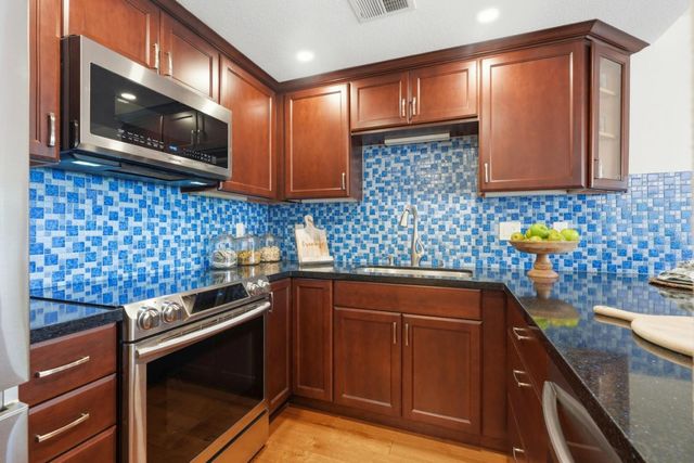 137 Union Avenue A, Campbell, CA 95008