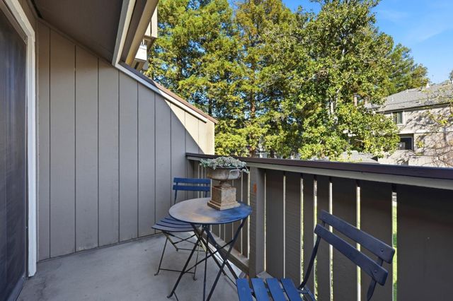 137 Union Avenue A, Campbell, CA 95008