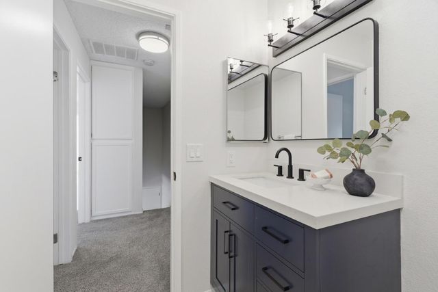 137 Union Avenue A, Campbell, CA 95008